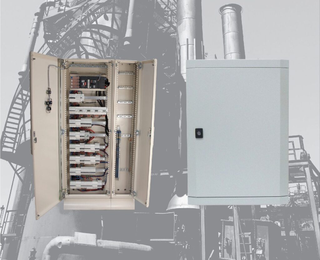 Armoire électrique ouverte